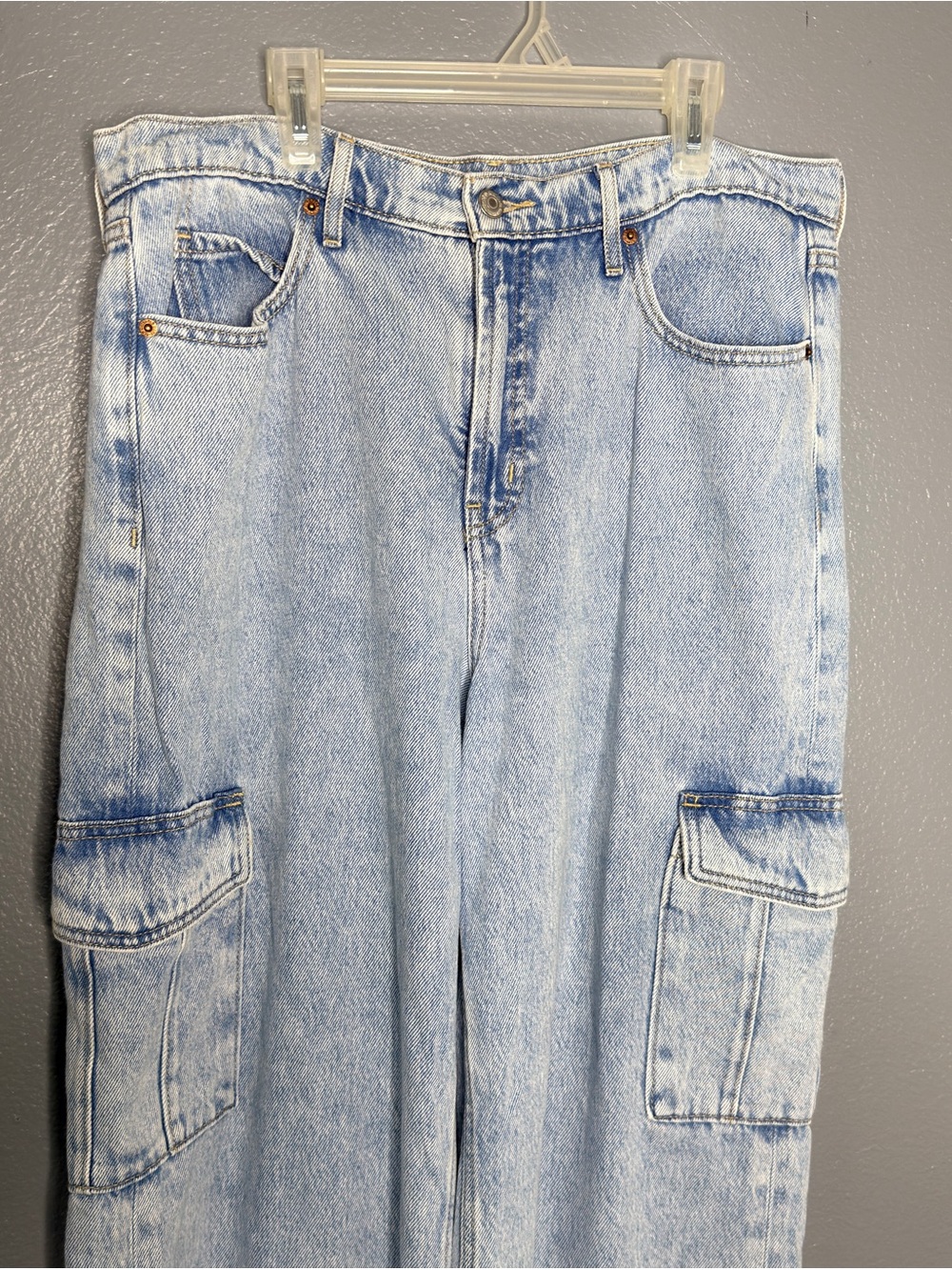 Old Navy Light Blue Wash Wide-Leg High-Rise Cargo Pant Jeans Streetwear 12 - Picture 3 of 6